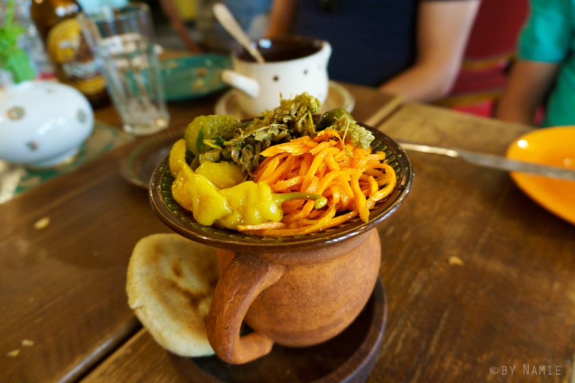 Georgian food lobio with jonjoli
